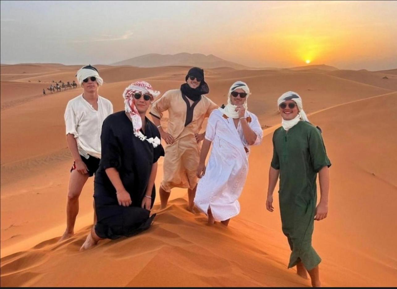 Merzouga Lovely Luxury Camp Exterior photo